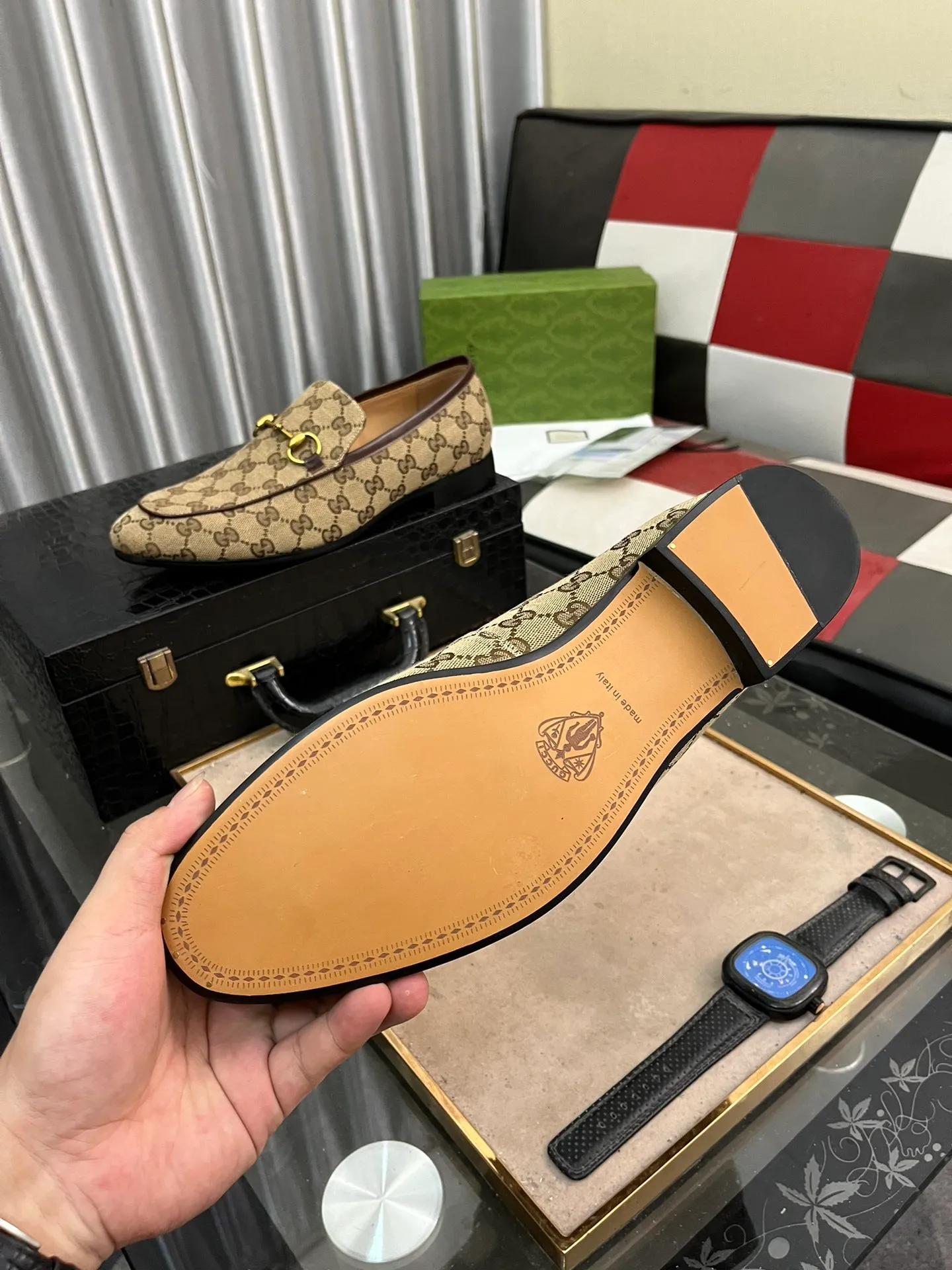 Men's men's shoes 💰500⌚️⌚️(Gucci·GUCCI) new product series ss hot new products 💢 💠 Casual leather shoes 👞, first layer of cowhide, upper hardware buckles and logo on the sides of the shoe, brand logo on the insole and sole 💠 💎Upper: 100% cowhide 💎Inner: cowhide/100% 💎Feet: cowhide/100% 💎Sole: rubber/100% 💎SIZE: 38 39 40 41 42 43 44 Can be customized 45